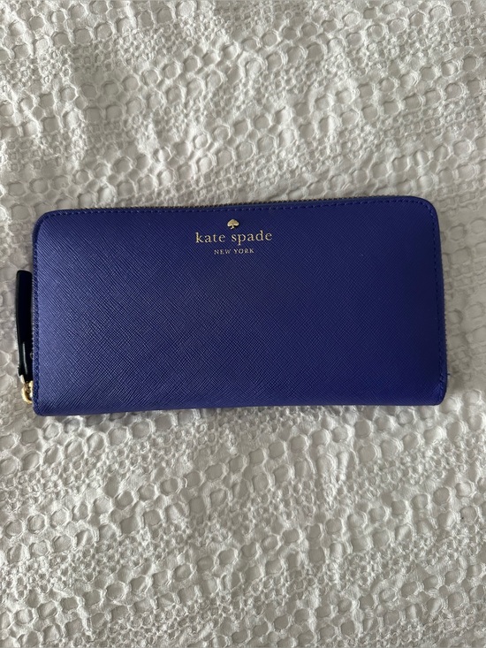 kate spade Handbags - Kate Spade Violet Accordion Wallet – Great Condition